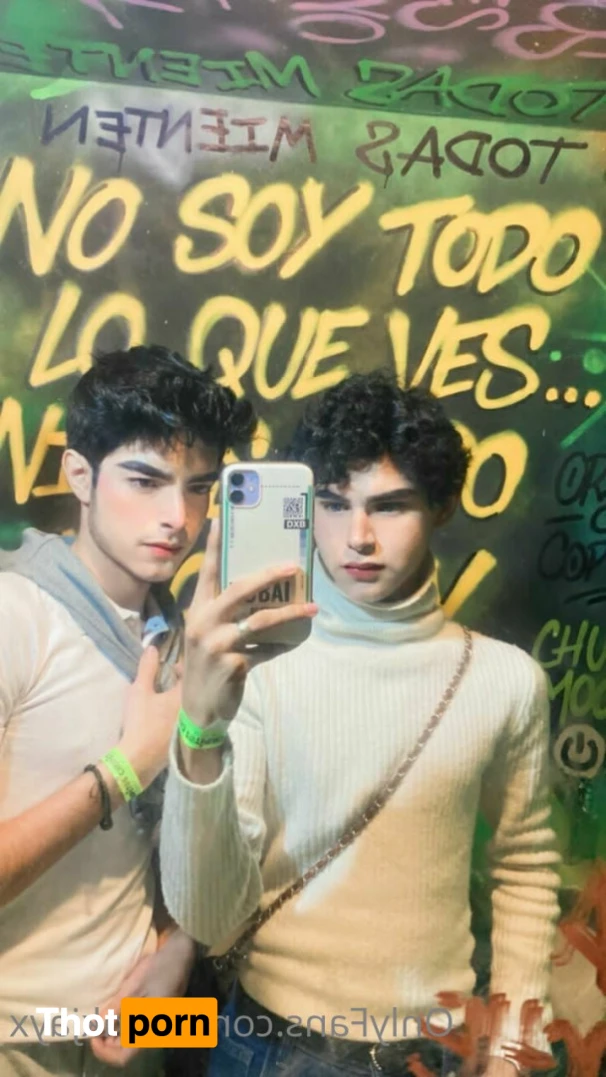 Baby Lion👶🏻💦🦁 15175818