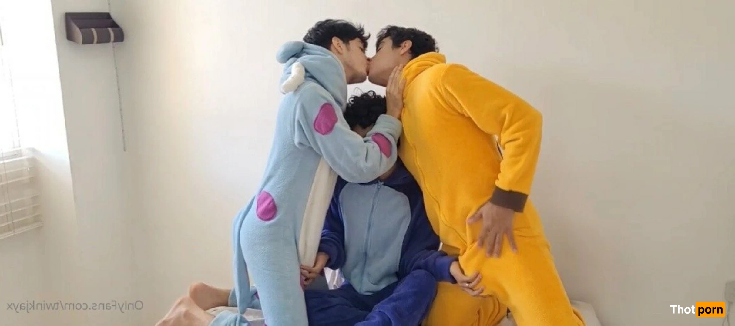 Baby Lion👶🏻💦🦁 15175835