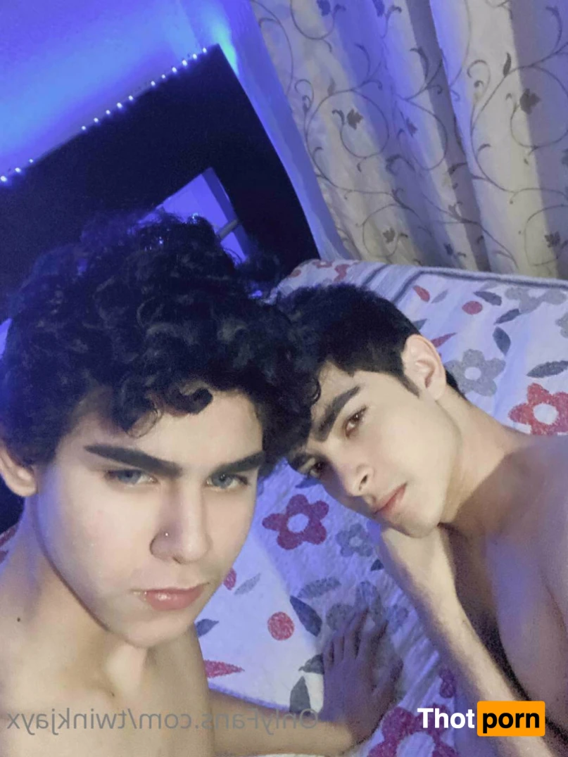 Baby Lion👶🏻💦🦁 15175952