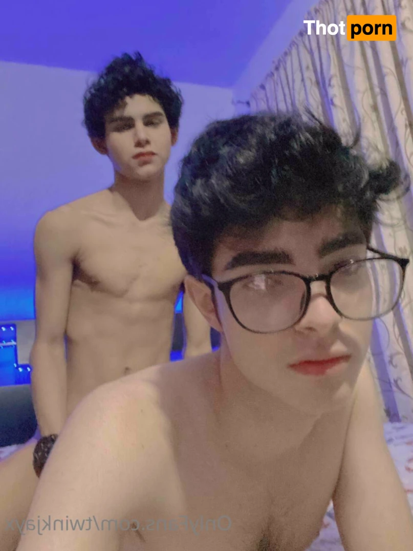 Baby Lion👶🏻💦🦁 15176133