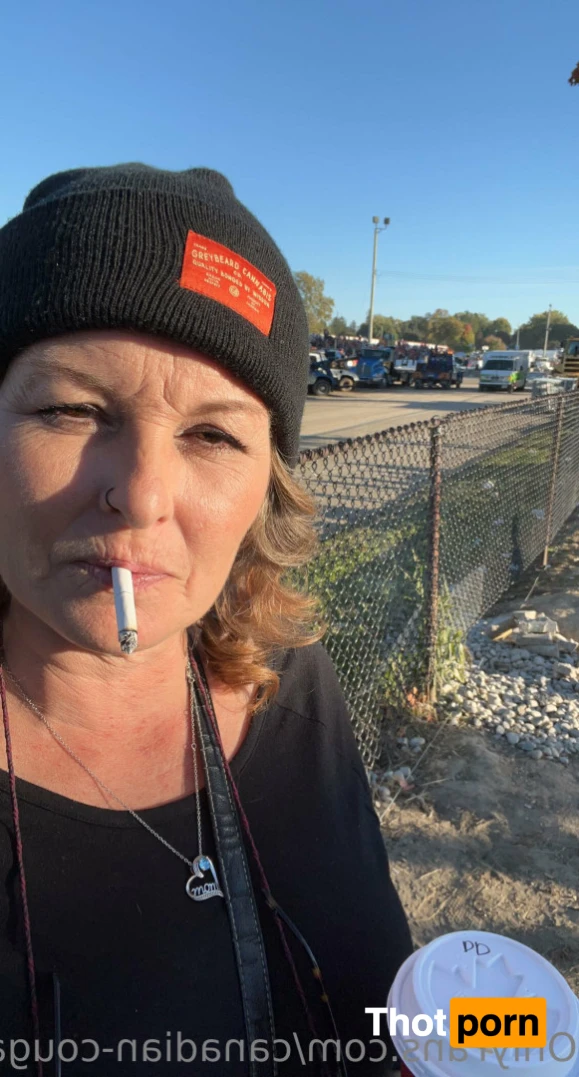 Canadian Cougar 🇨🇦 15068245