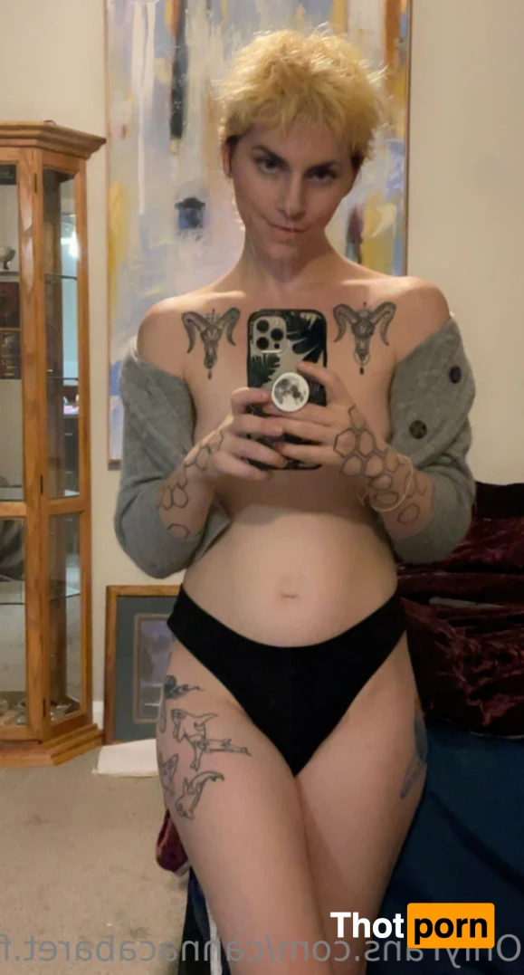 Cannacabaret 14988511