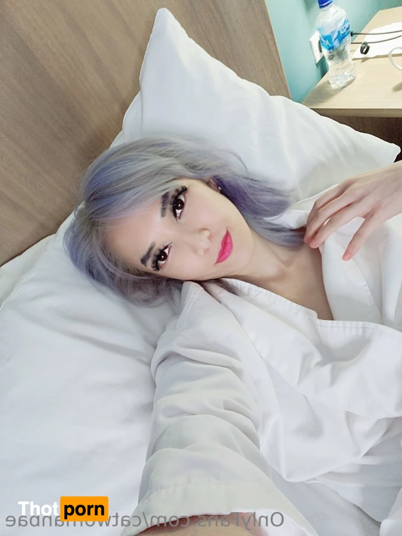 Catwomanbae 14868454