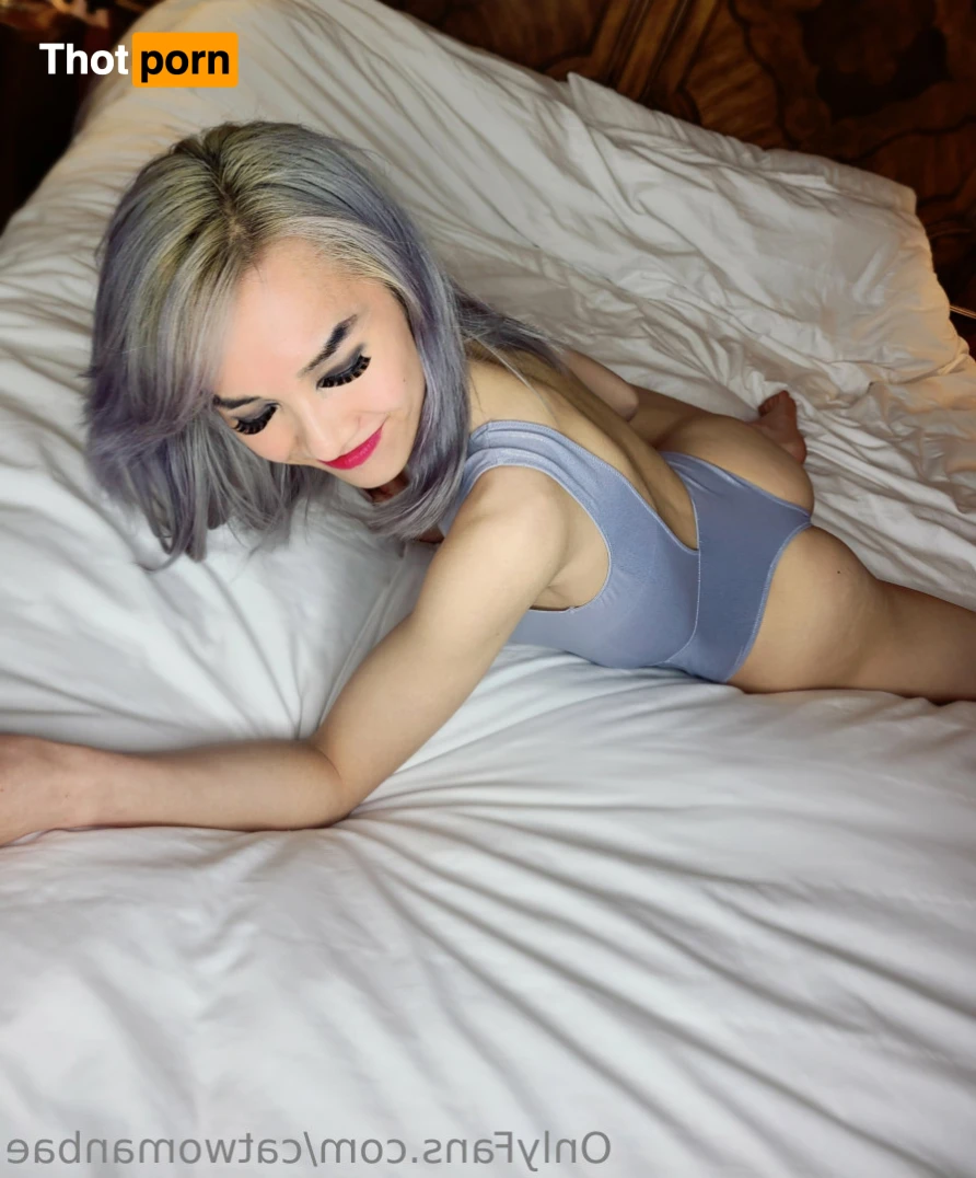 Catwomanbae 14869003