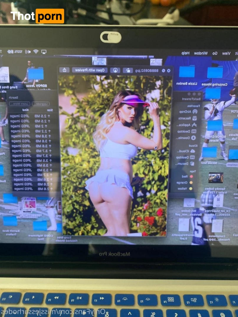 Miss Jessa Rhodes 2101306