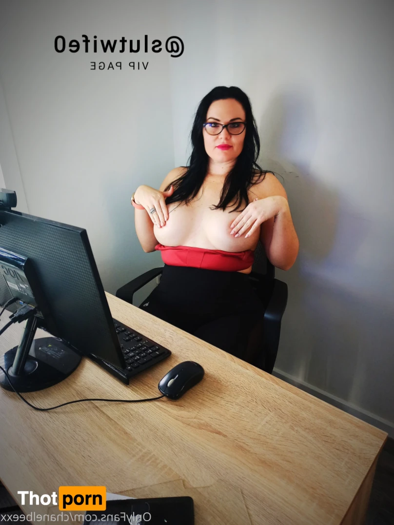 Chanel Bee xxx FREE😈😈 14744707