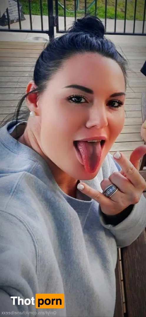 Chanel Bee xxx FREE😈😈 14744763