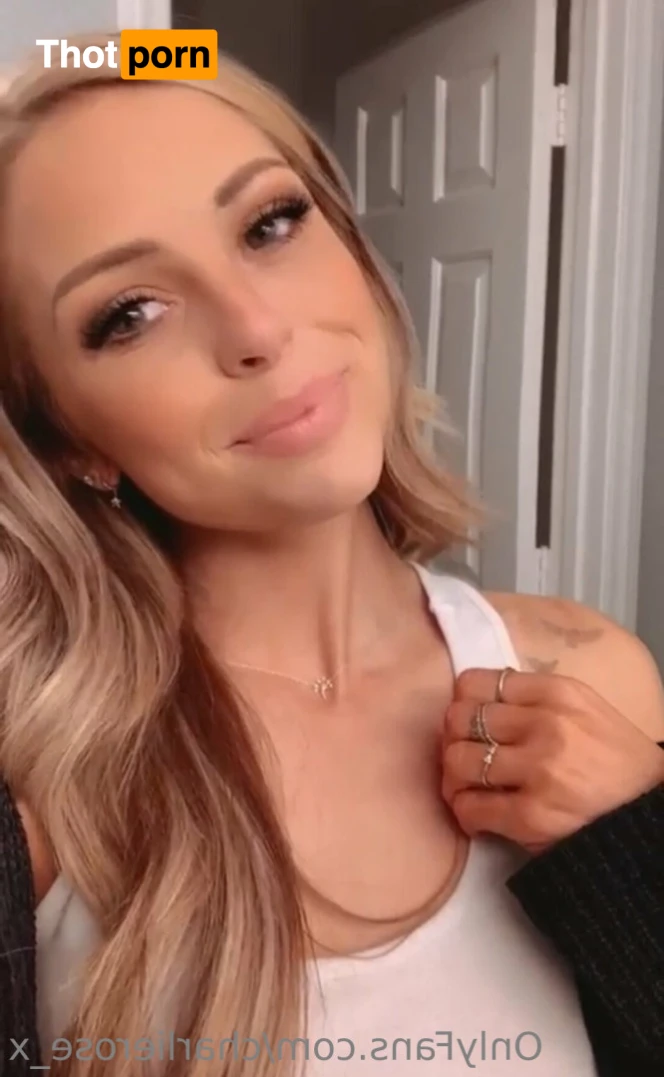 Charlie🌹Rose 14682646