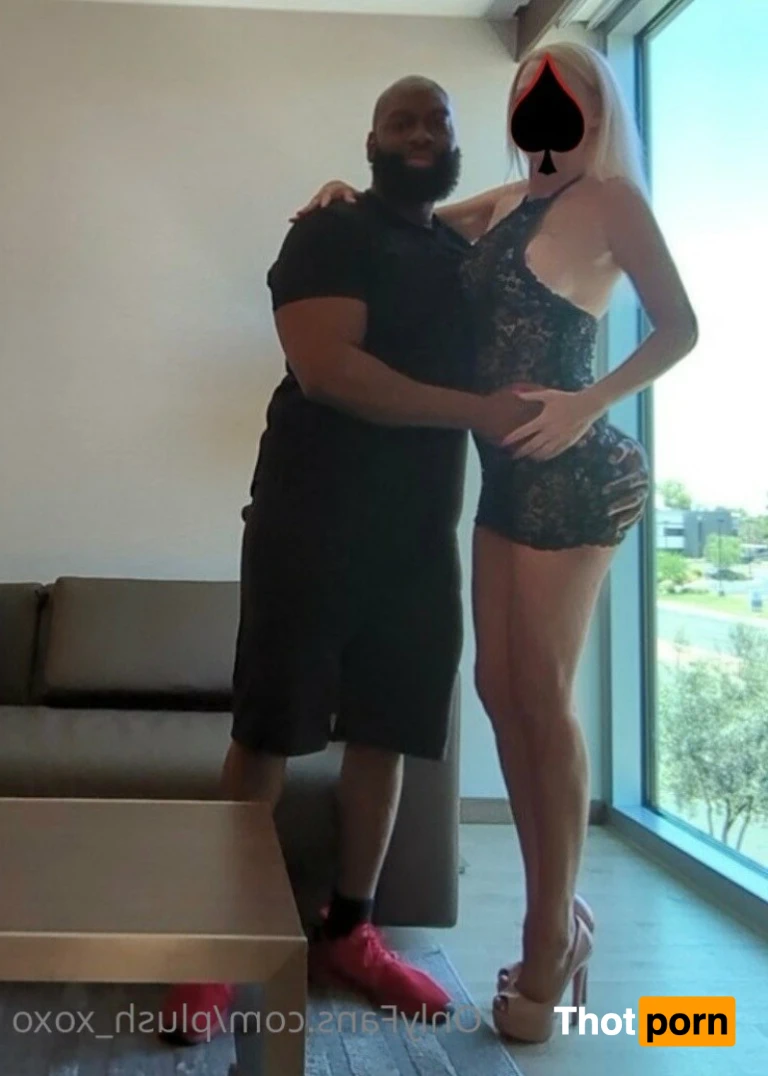 Cheating Wife 14662909