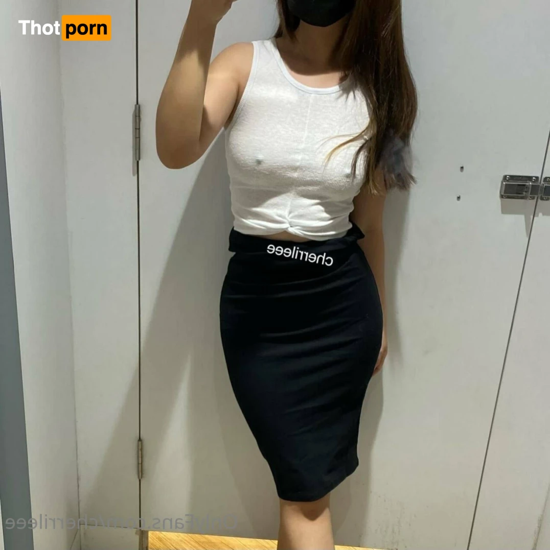 The Braless Babe 14426980