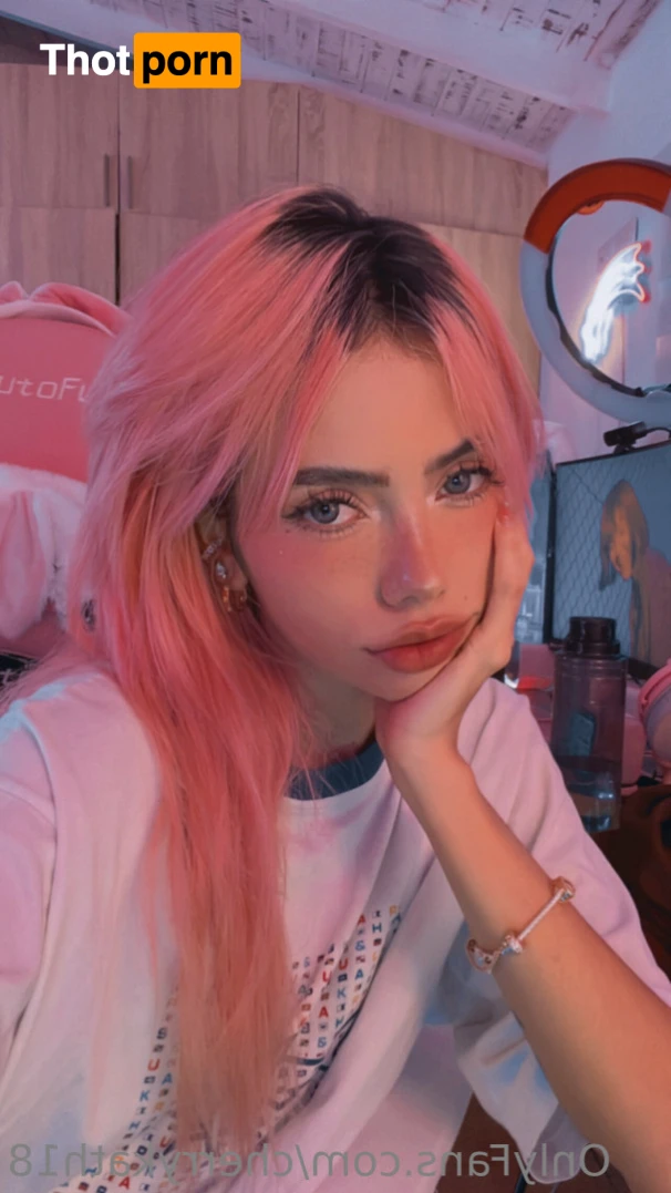 18 Cherry🍒 14420683