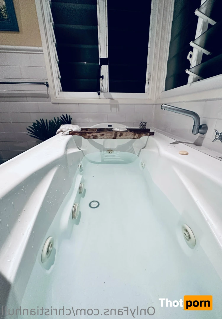 Christian Hull 14359462