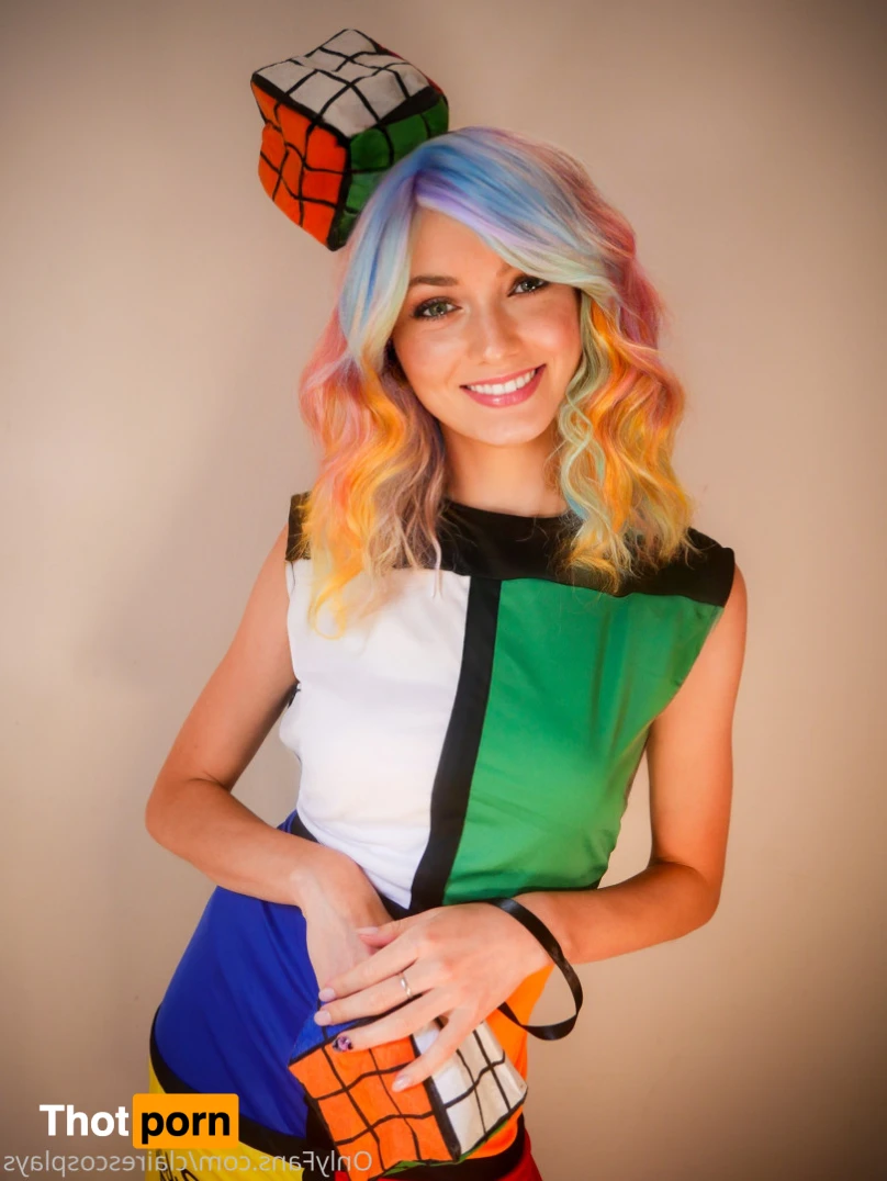 🧡 Claire's Cosplays 💎🙌🚀 11047600