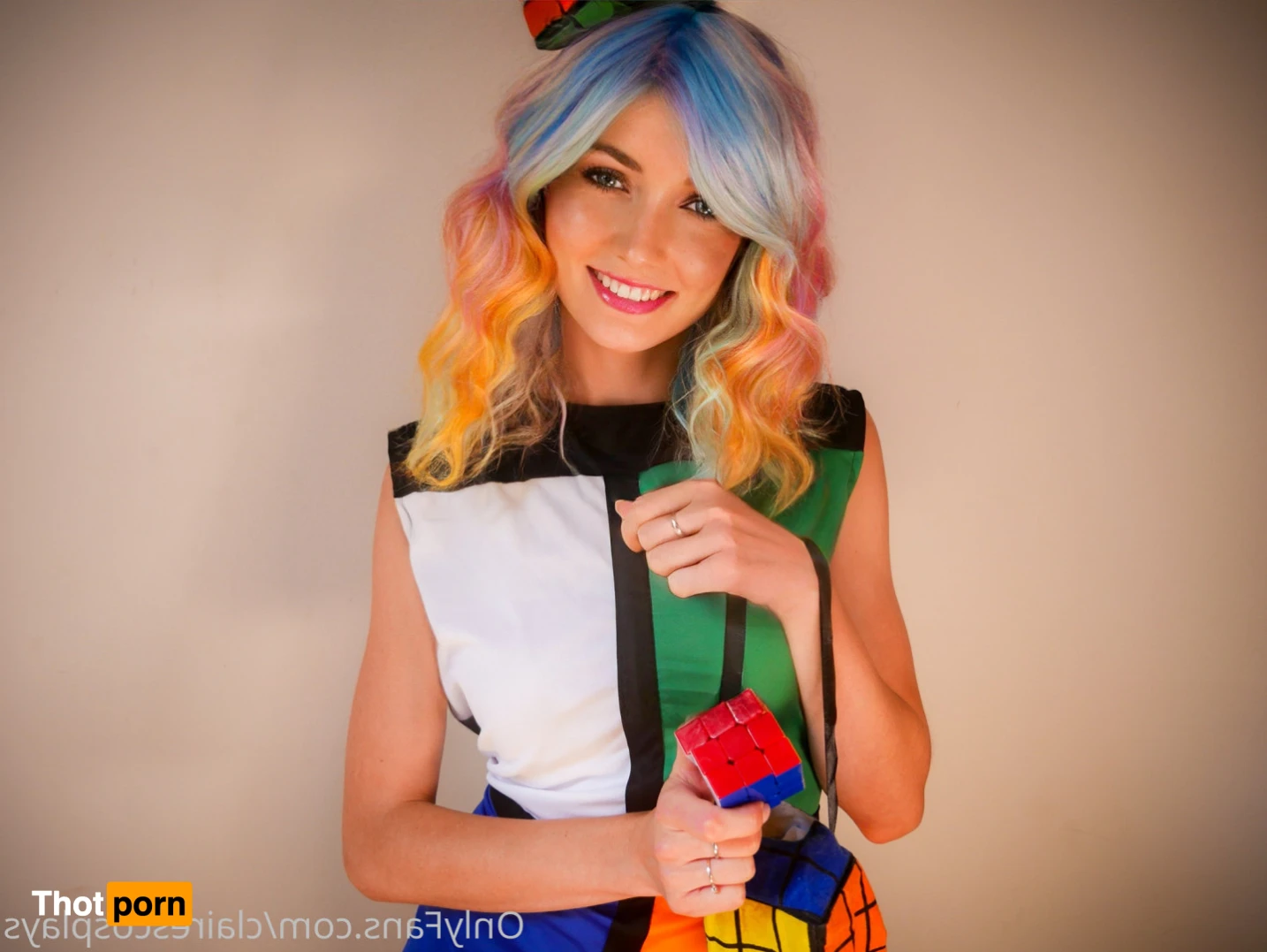 🧡 Claire's Cosplays 💎🙌🚀 11110246