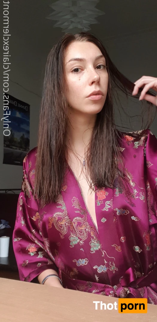 Claire Clermont 💦🖤 15872876