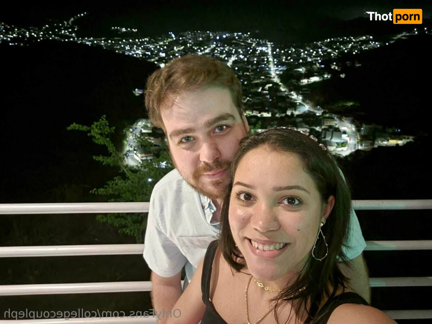 College-couple 14083105