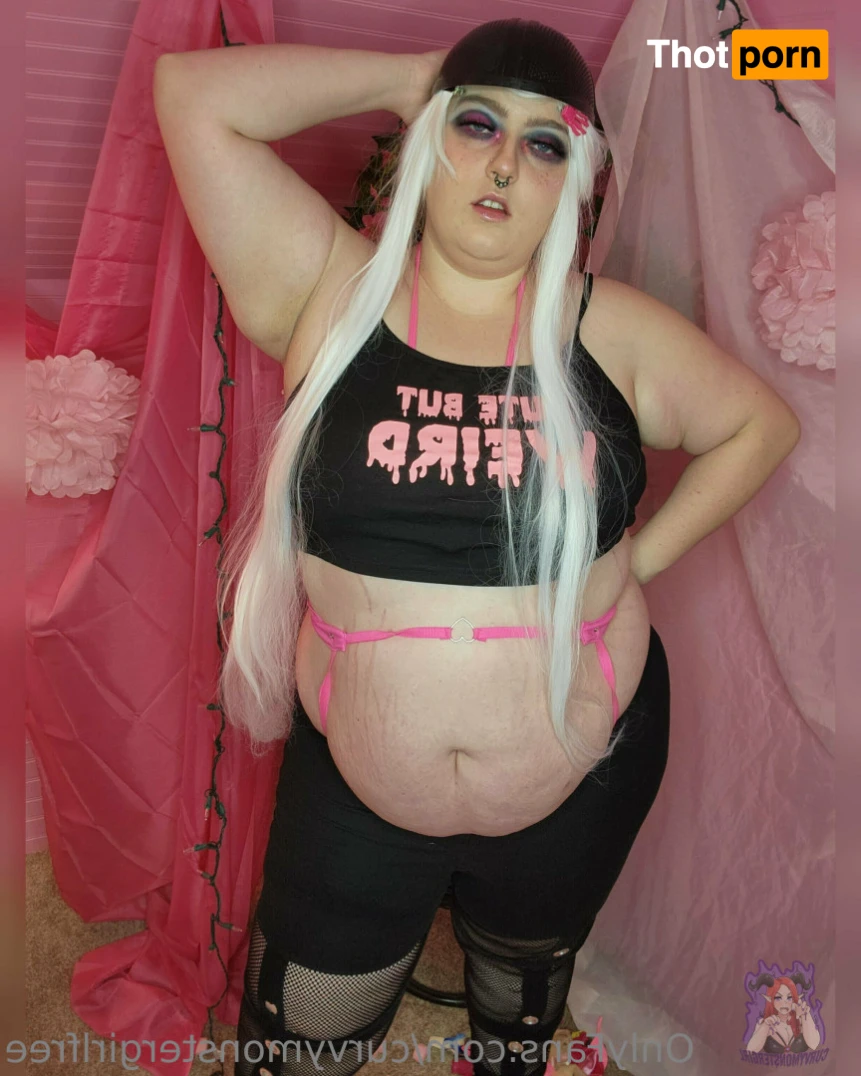 Curvymonstergirl 13776844