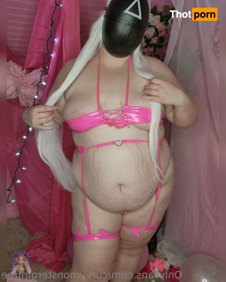 Curvymonstergirl 13777032