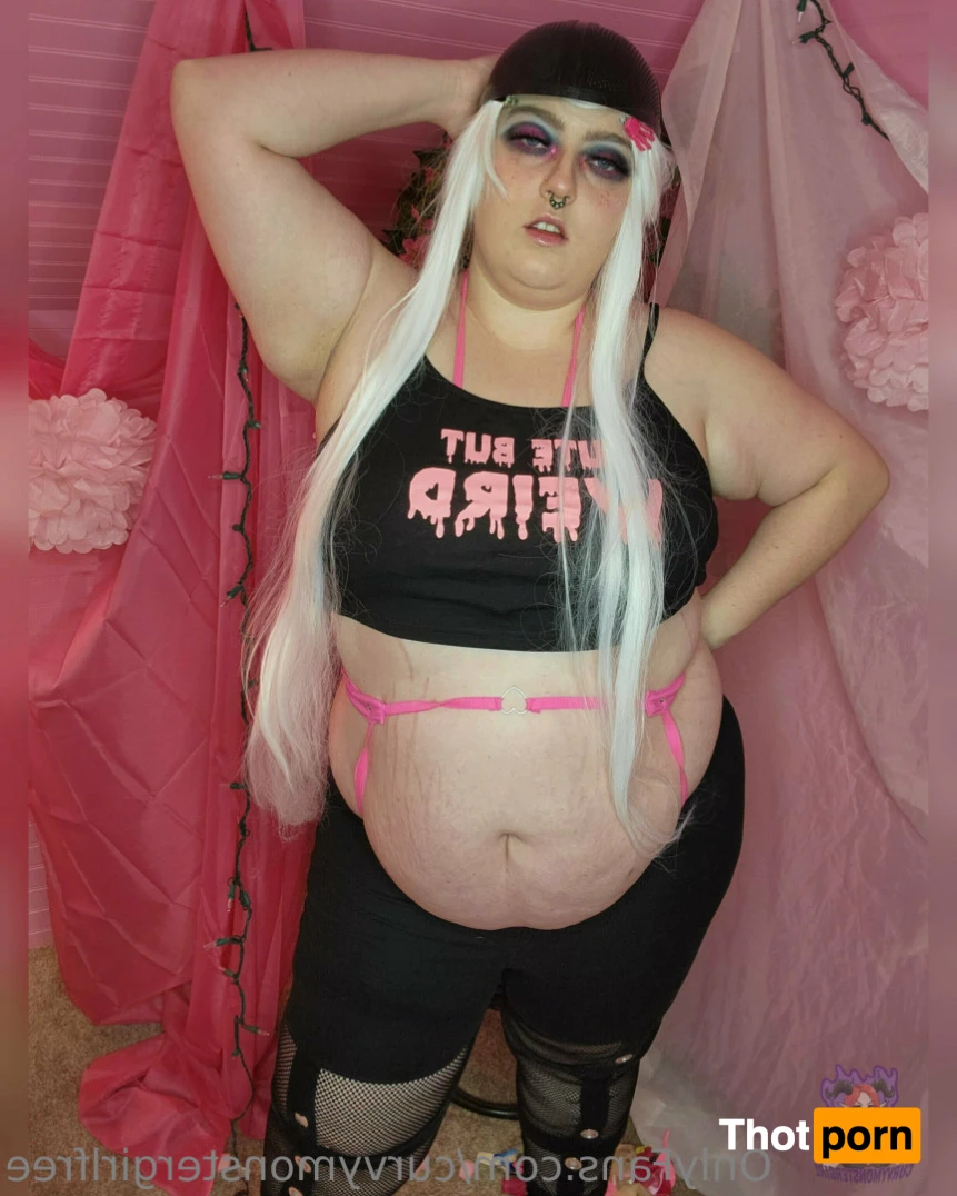 Curvymonstergirl 13777175