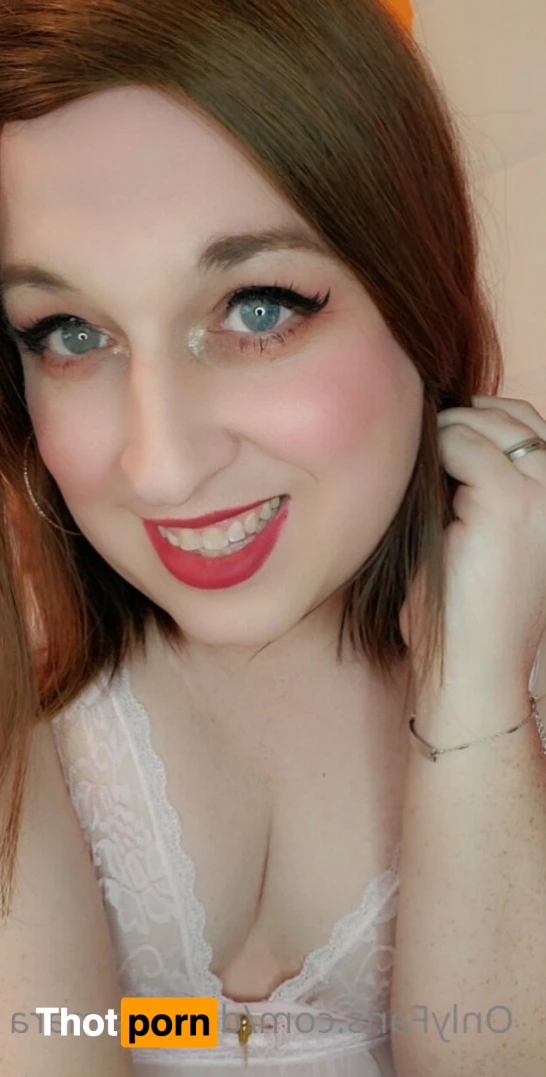 Daisy Damara 13416453