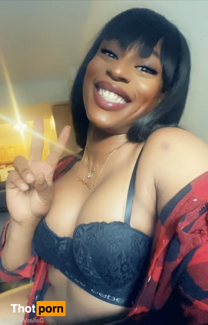 Dallas Vixen XXX 15785941