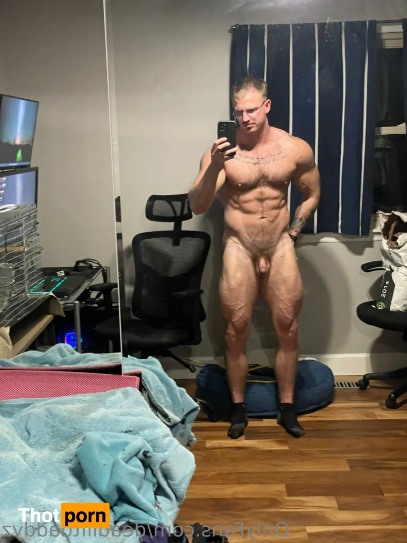 Deadlift 4 booty gains 10963530