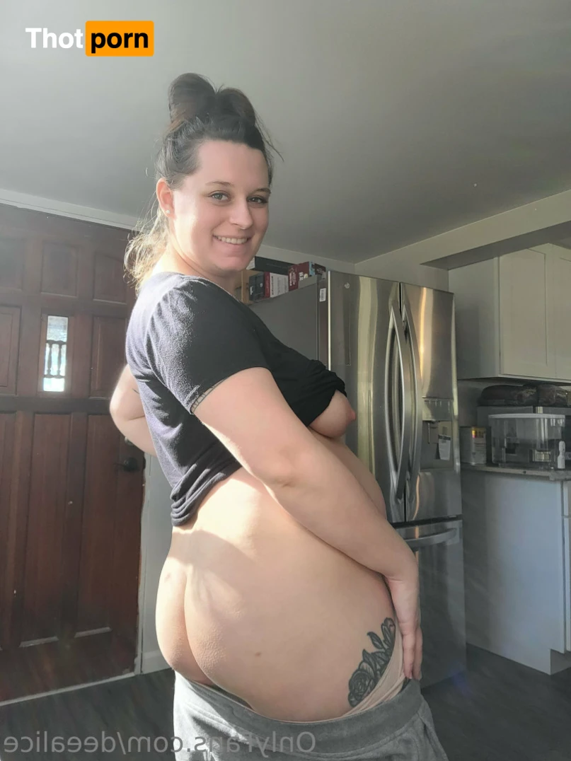 Dee Alice🌲🌷 13168590