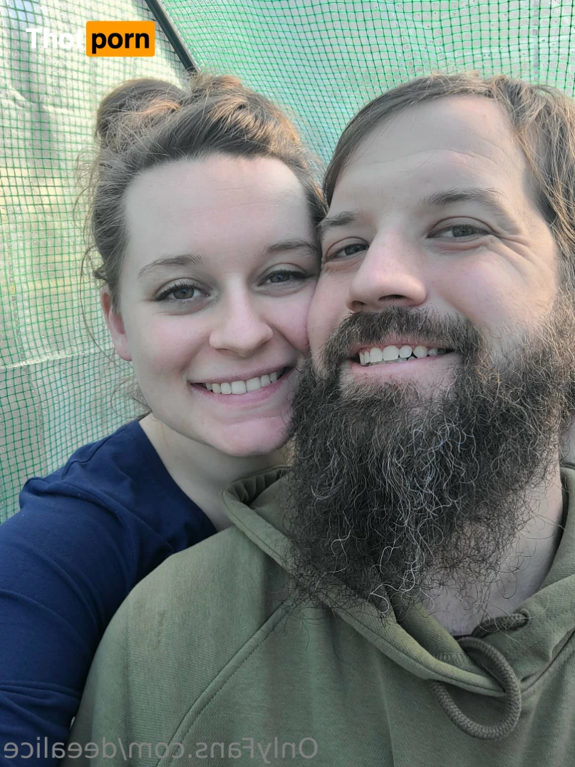 Dee Alice🌲🌷 13168672