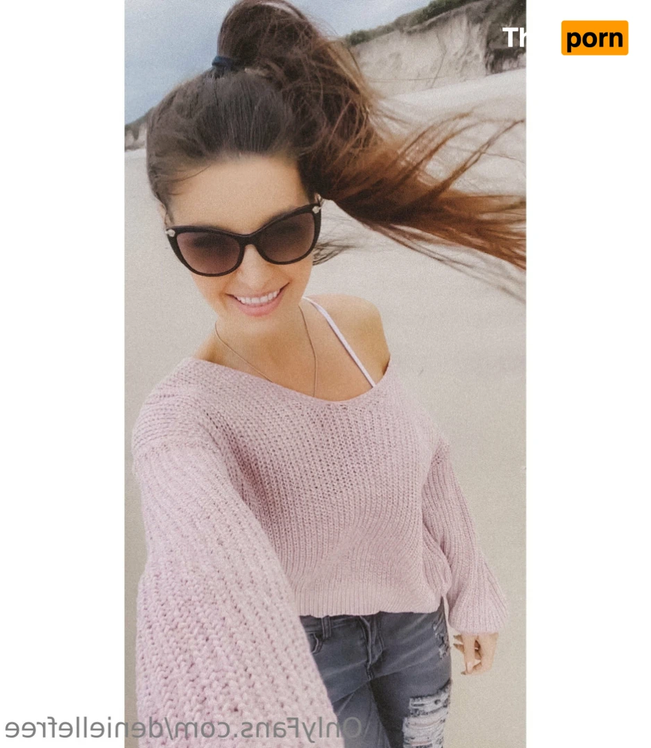 Denielle (Free account) 13132439