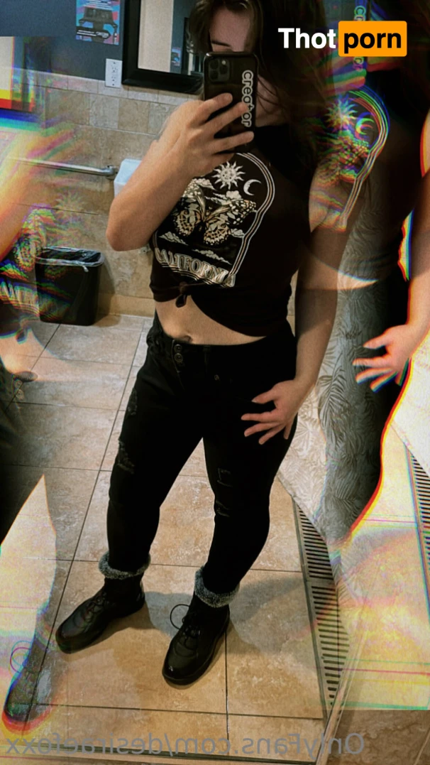 Desirae Foxx💋 13124442