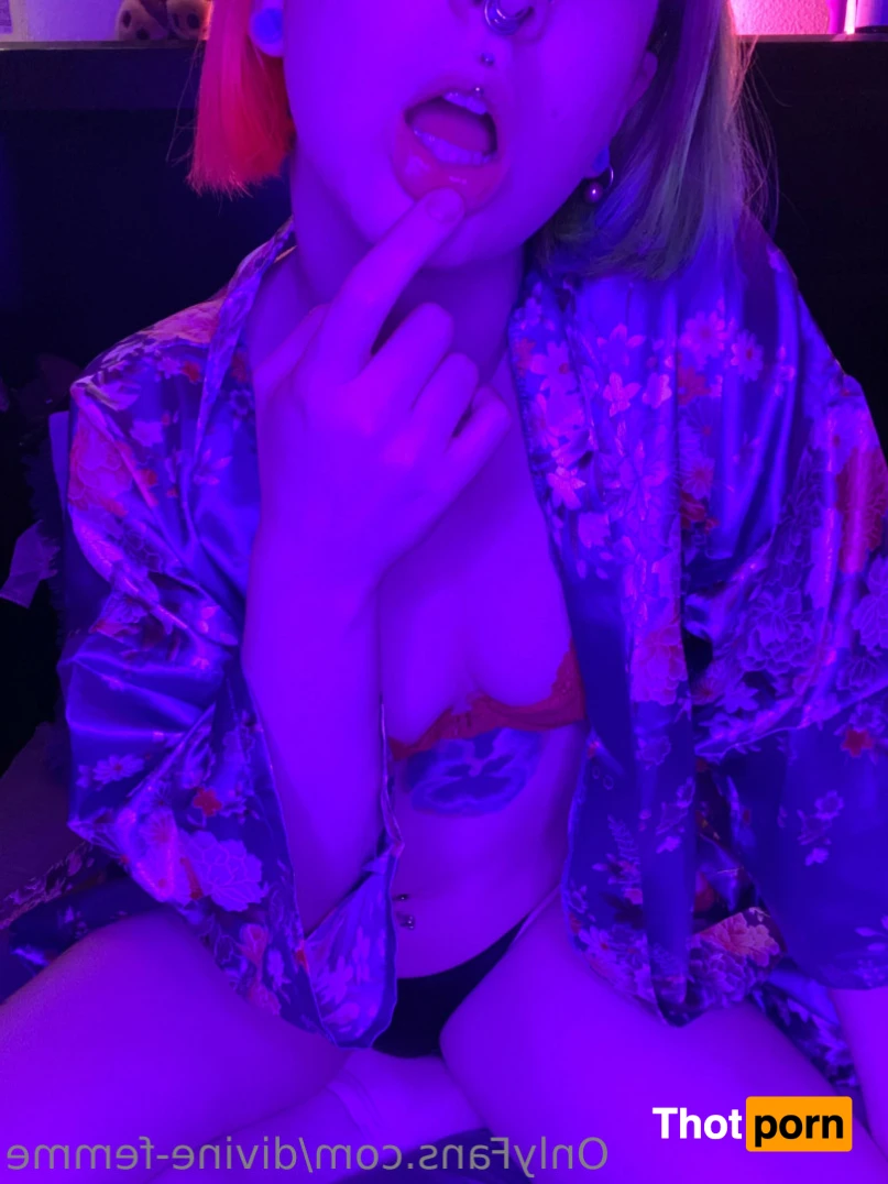 divine-femme 13007338