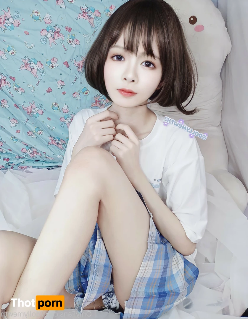 DollyMew💕 12983778