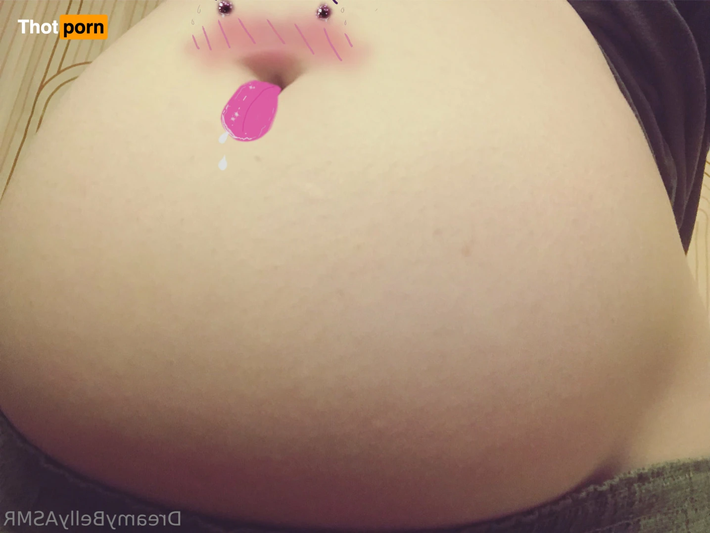 Dreamy Belly 12594619