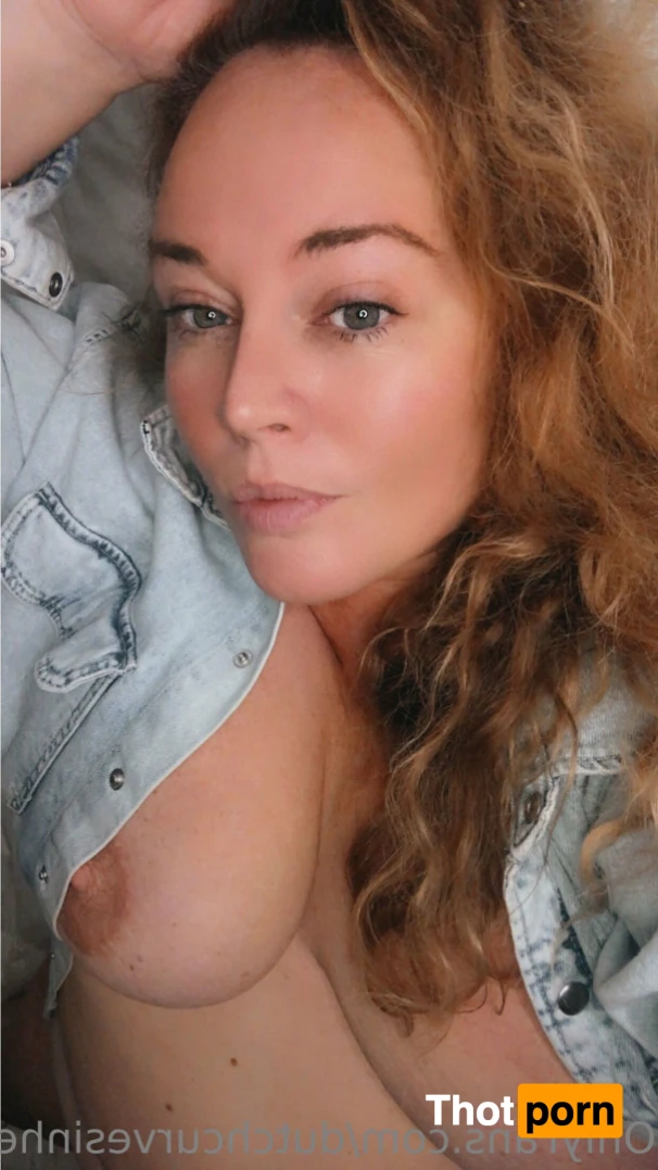 Dutchcurvesinheels 12561199