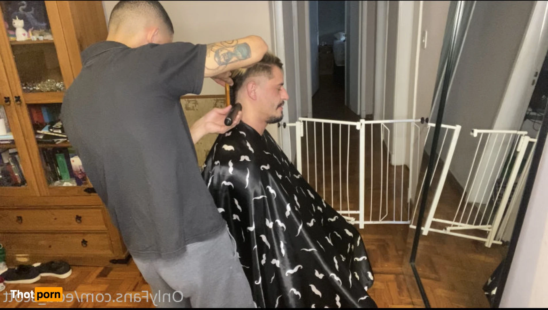 💈Naked barber  💇🏻‍♂️💈 12463679