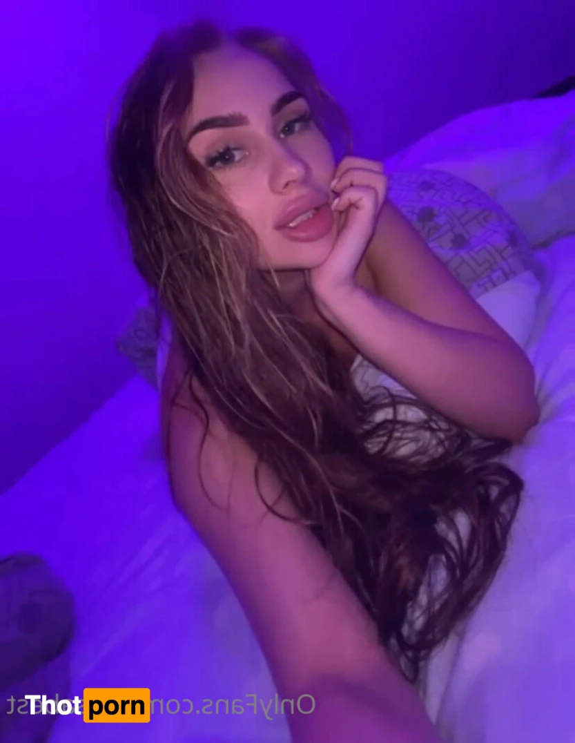 Elissa 🖤 On fire 🔥 15186192