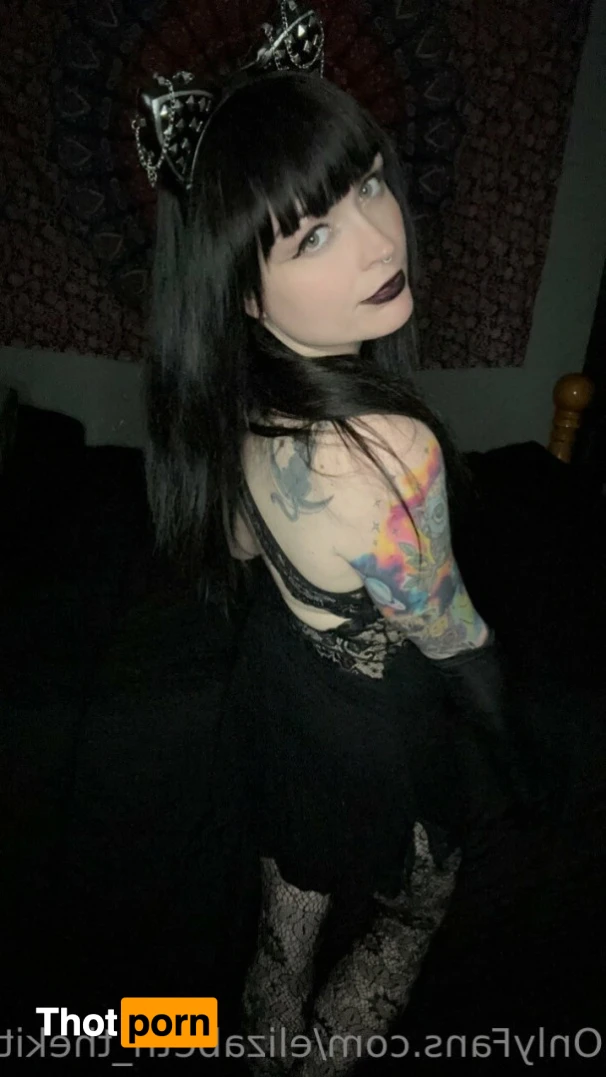 Elizabeth Paige 12202876