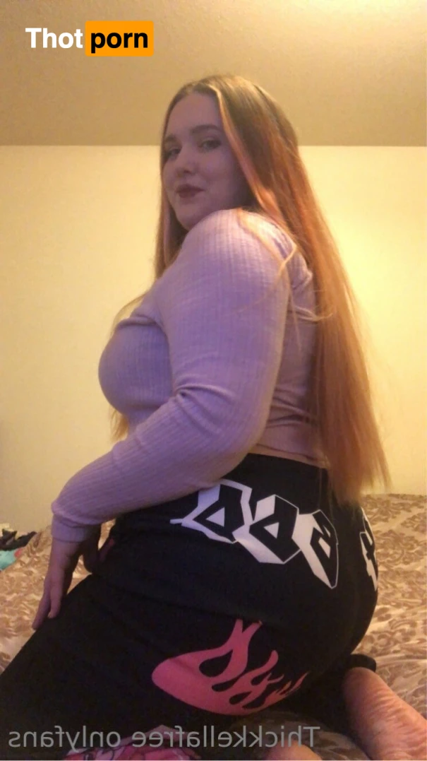 Big booty bitchh 12189389