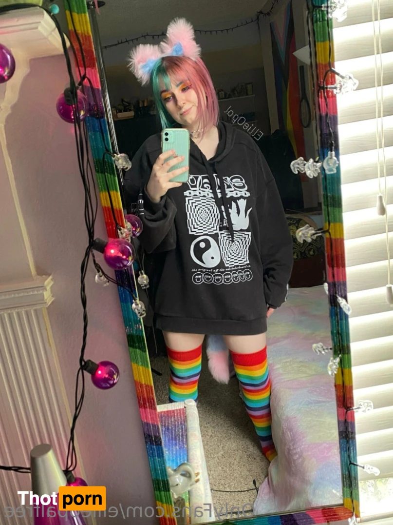 Ellie Opal FREE 12187040