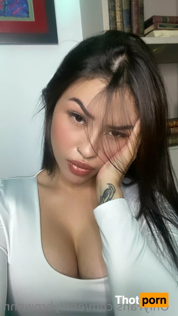 Your Next Door Emily 💎 15752849