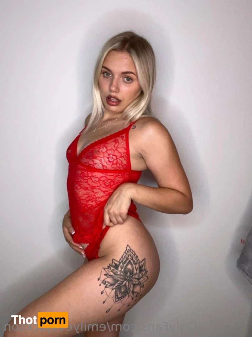 Emily Eve Jackson💗 15752669