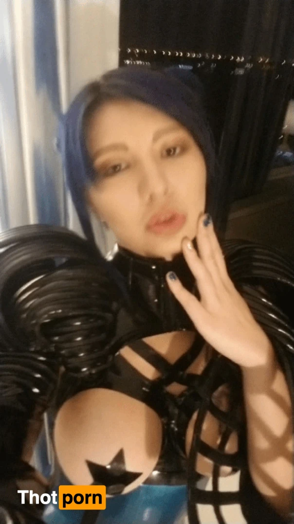 Empress Ming Atlantas Eurasian Dominatrix 11880409