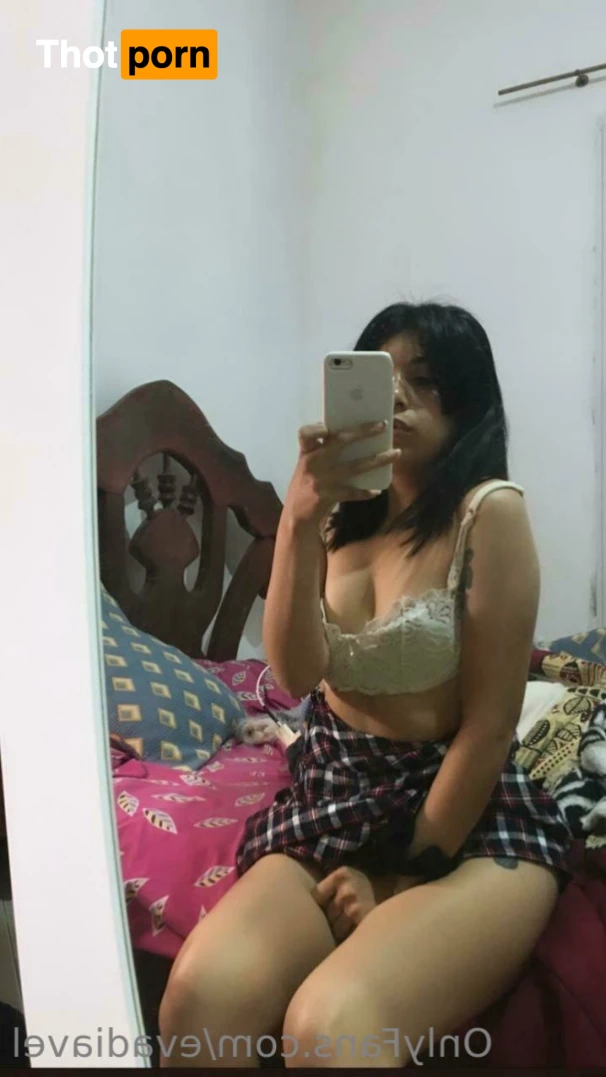 Huge TIIITS 👅👅 16518314