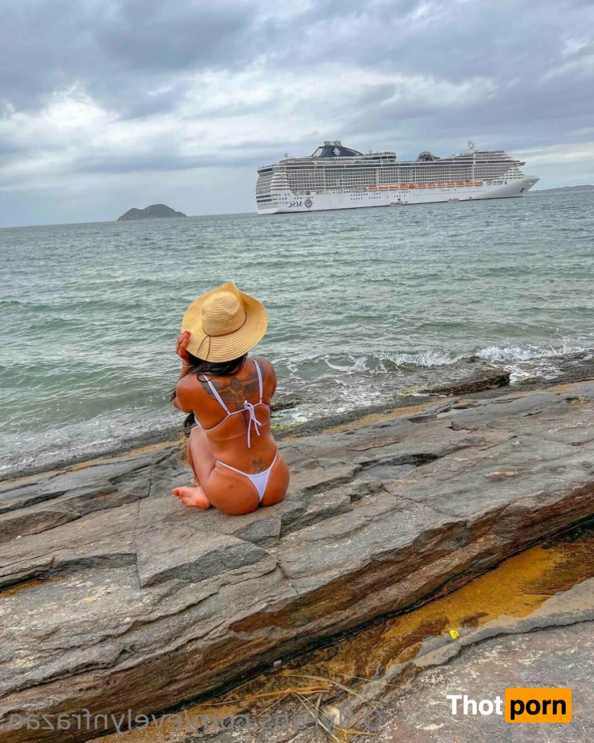 Evelyn Frazão 16499121