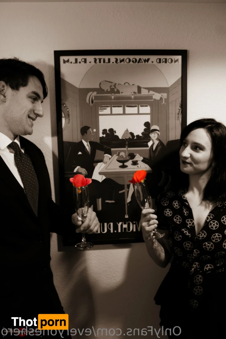 Everyone's Hero 16495307