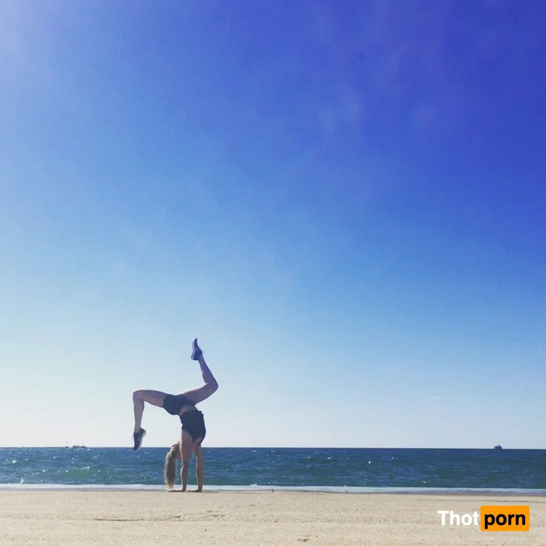 Evolve with Kay 16490127