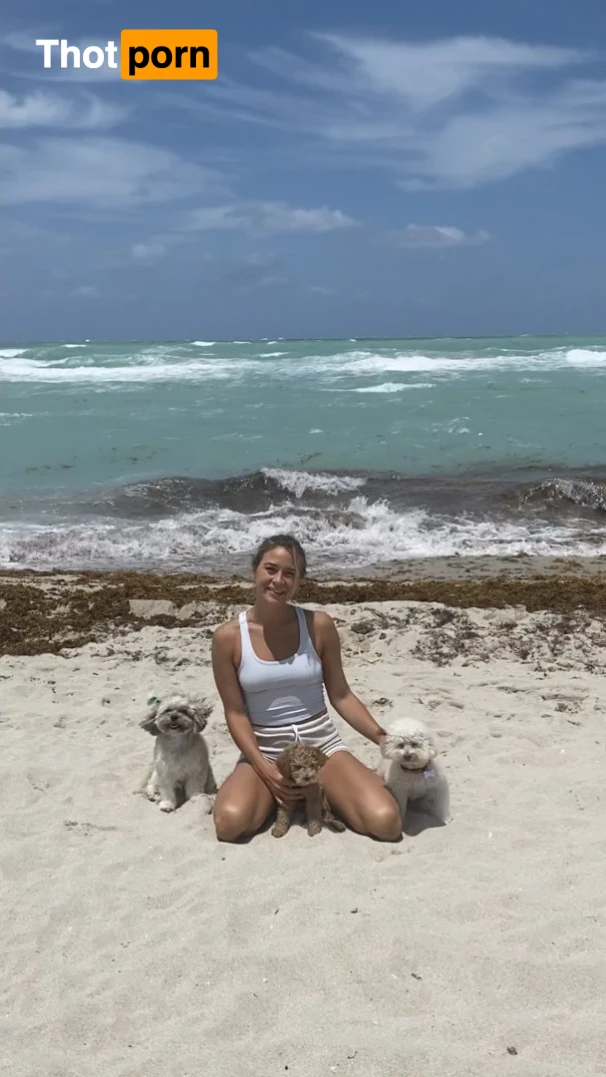 Evolve with Kay 16490373