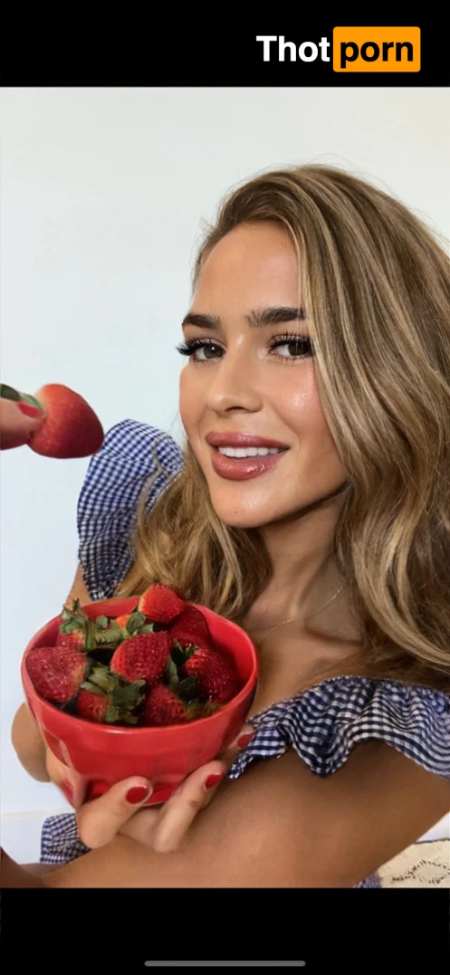 Evolve with Kay 16490382