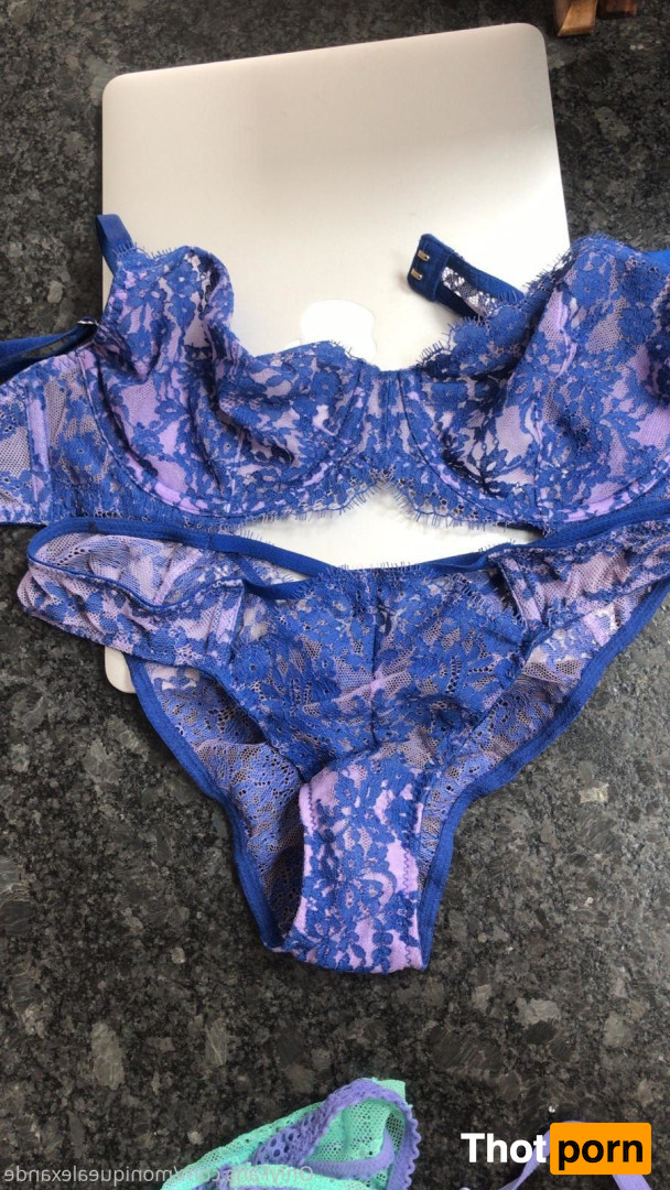 moniquealexande 16561794