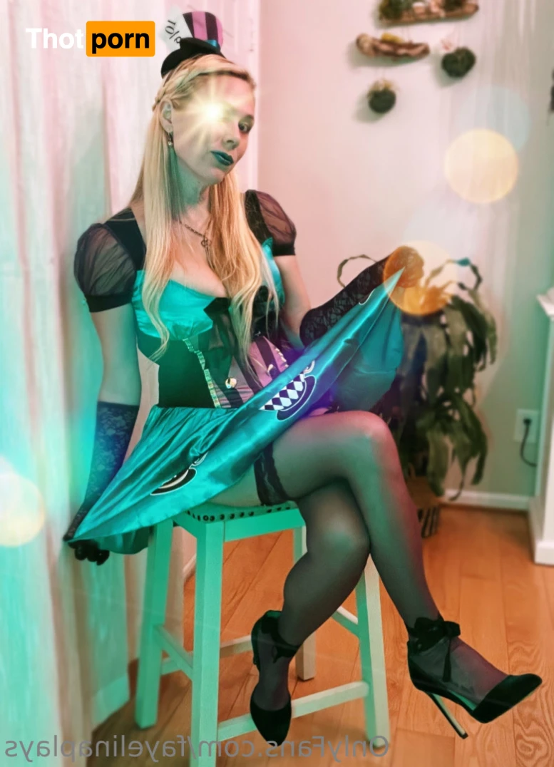 Fayelina! 🧚🏻🍓📷 16442100